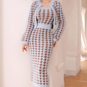 2023 OEM Осенняя вязаная юбка костюм мохер кардиганы вязаная мода сексуальная пуговица длинная юбка из -за длинного вязаного свитера.